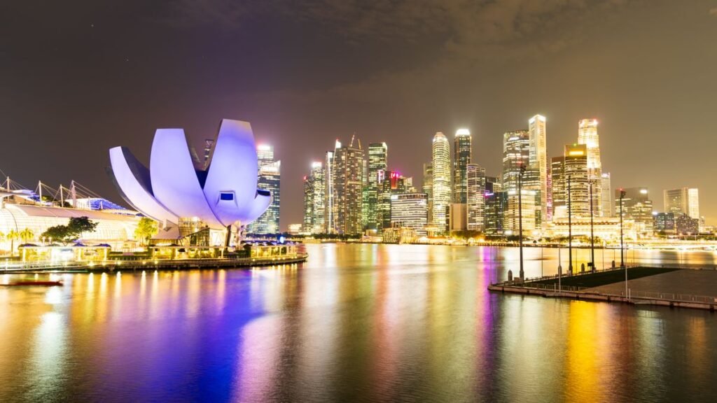 Singapore Marina Bay business skyline