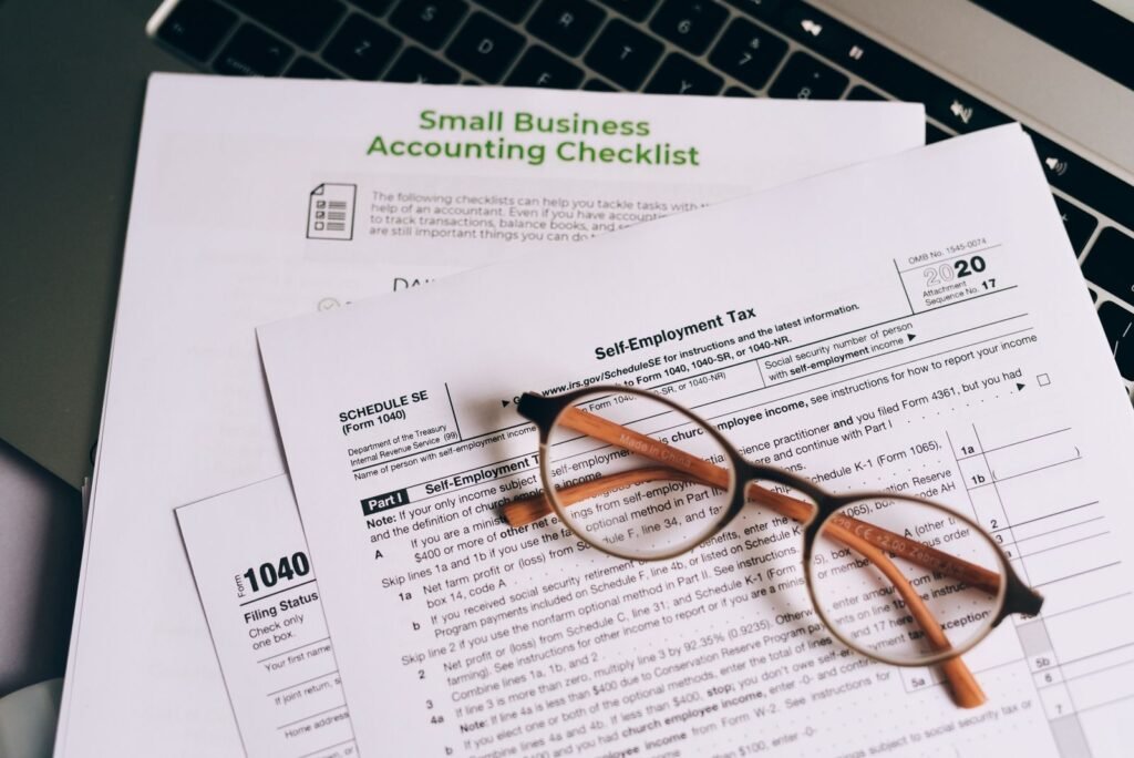Shopify SEO mistakes Singapore store owner reviewing audit checklist findings