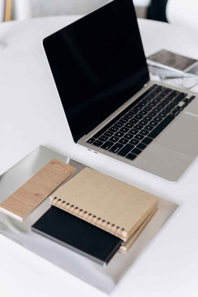 Notebook and laptop showing best keywords retail seo singapore research for a shop