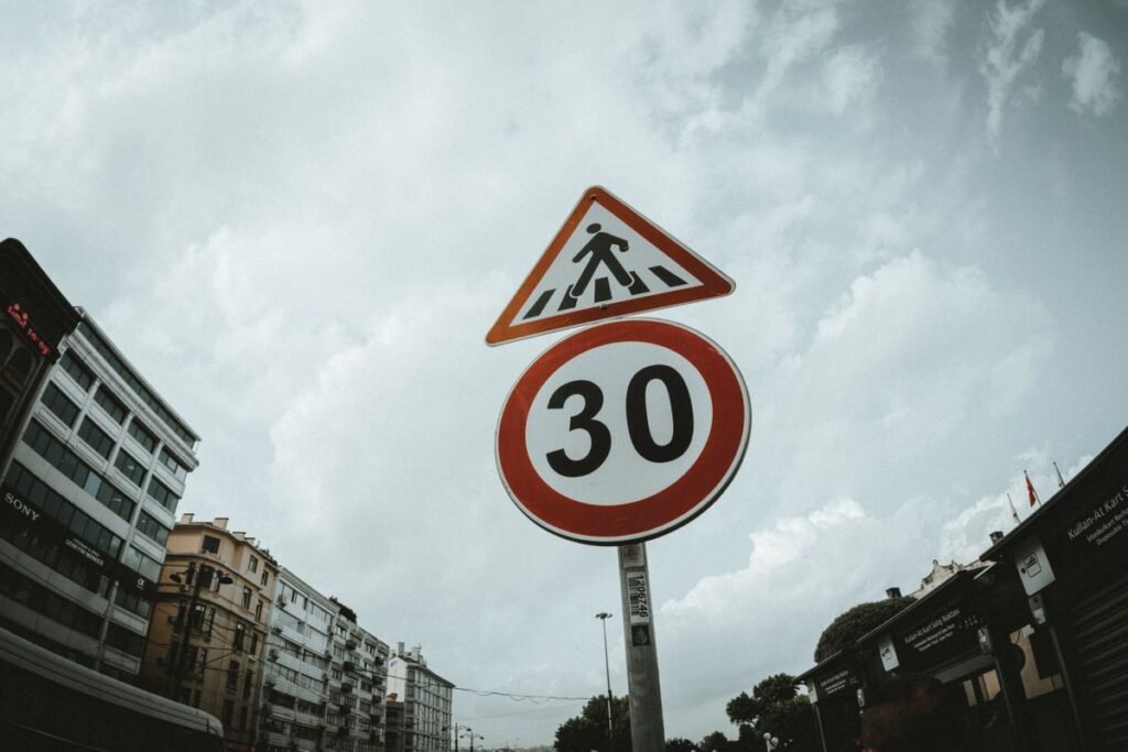 301 vs 302 redirects Singapore comparison of permanent and temporary diversion signage