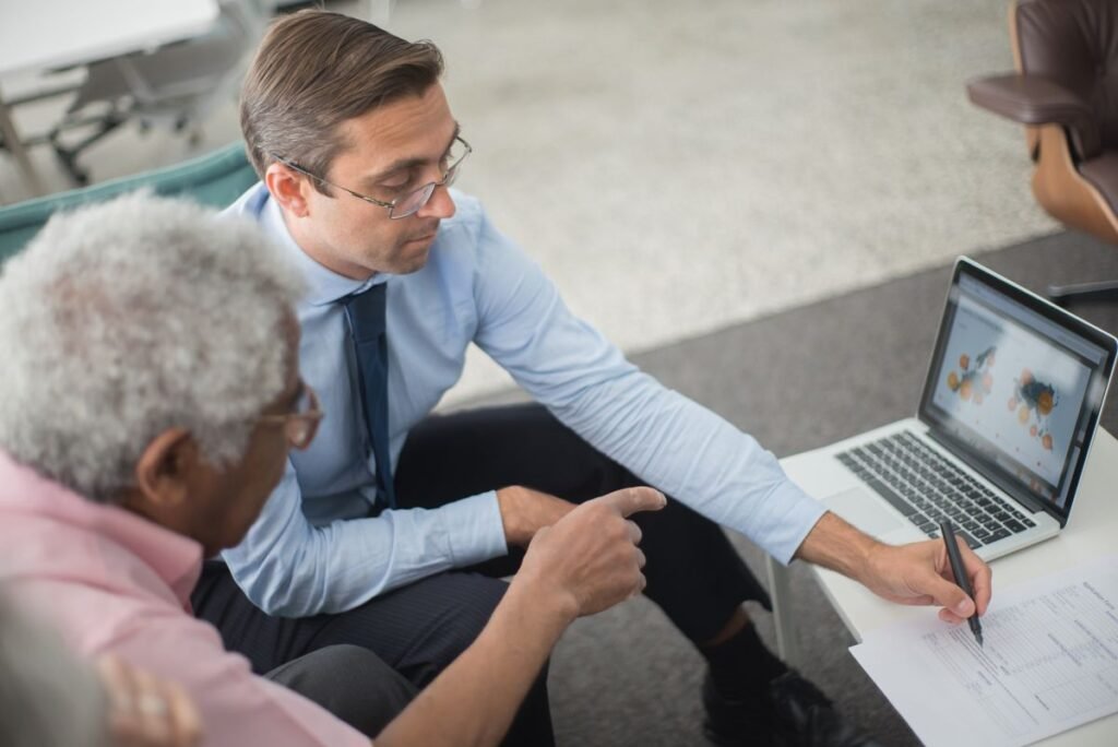 Full technical SEO audit Singapore consultant presenting prioritised findings to a business owner